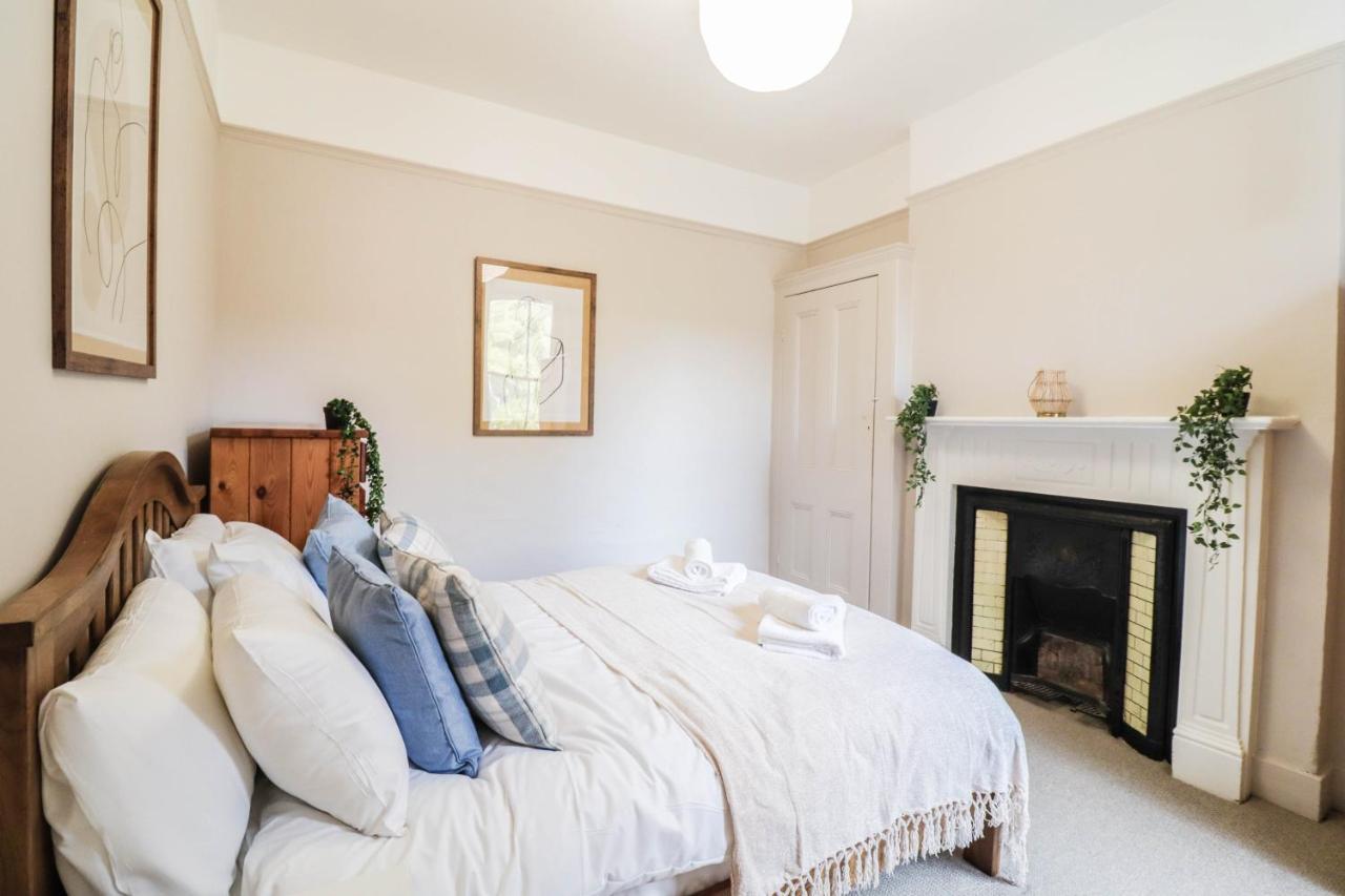 Stunning 5 Bed House In Clapham - Free Wifi! Ferienhaus *