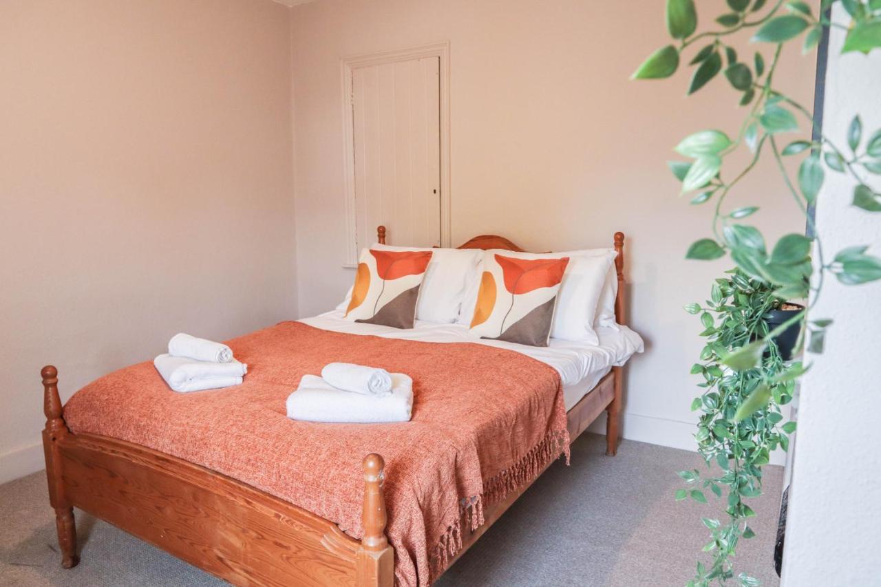 Ferienhaus Stunning 5 Bed House In Clapham - Free Wifi! London