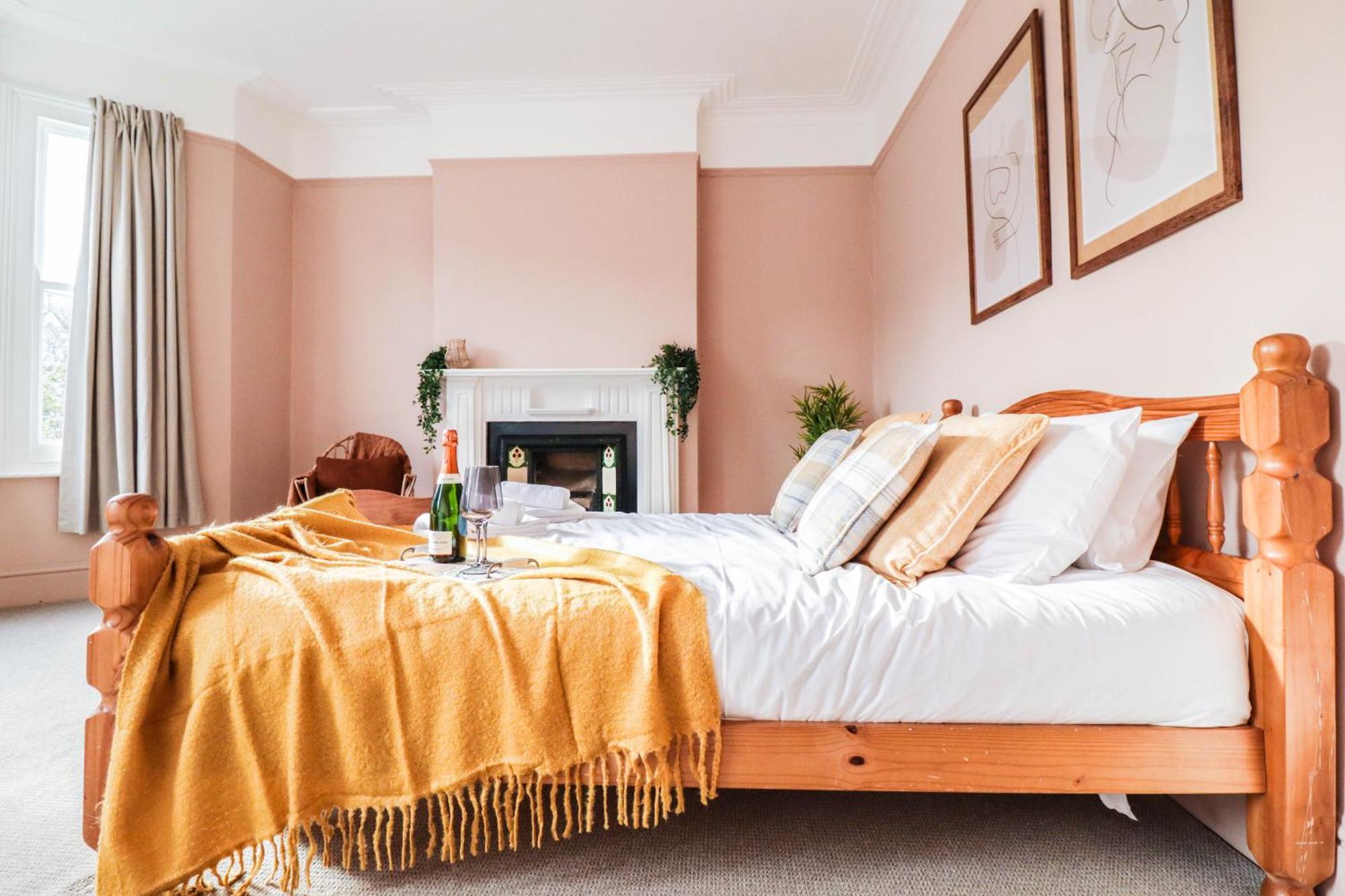 Stunning 5 Bed House In Clapham - Free Wifi! Ferienhaus London