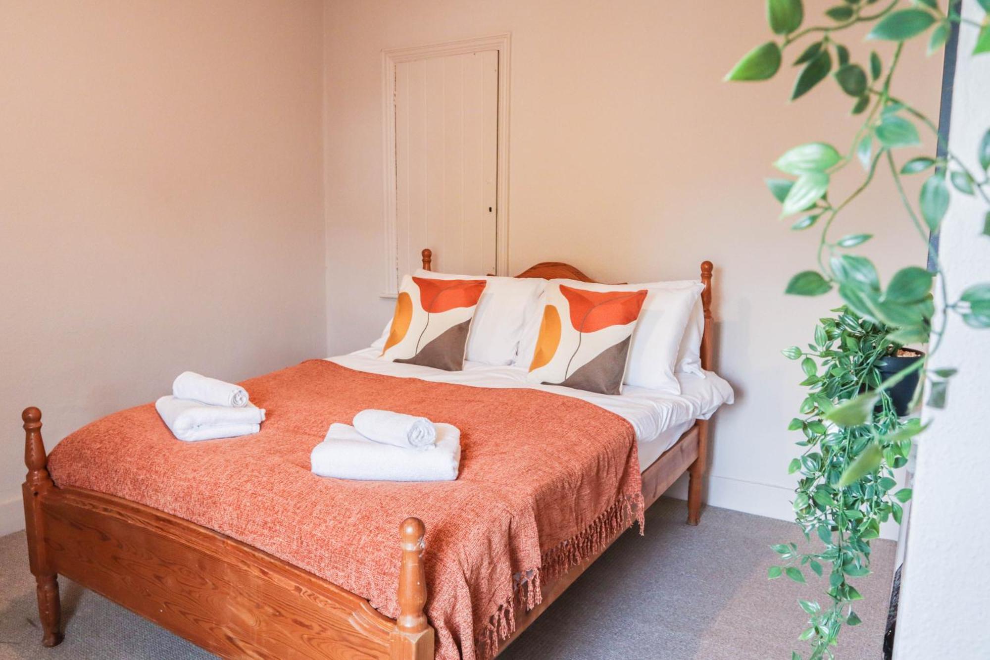 Stunning 5 Bed House In Clapham - Free Wifi! Ferienhaus *
