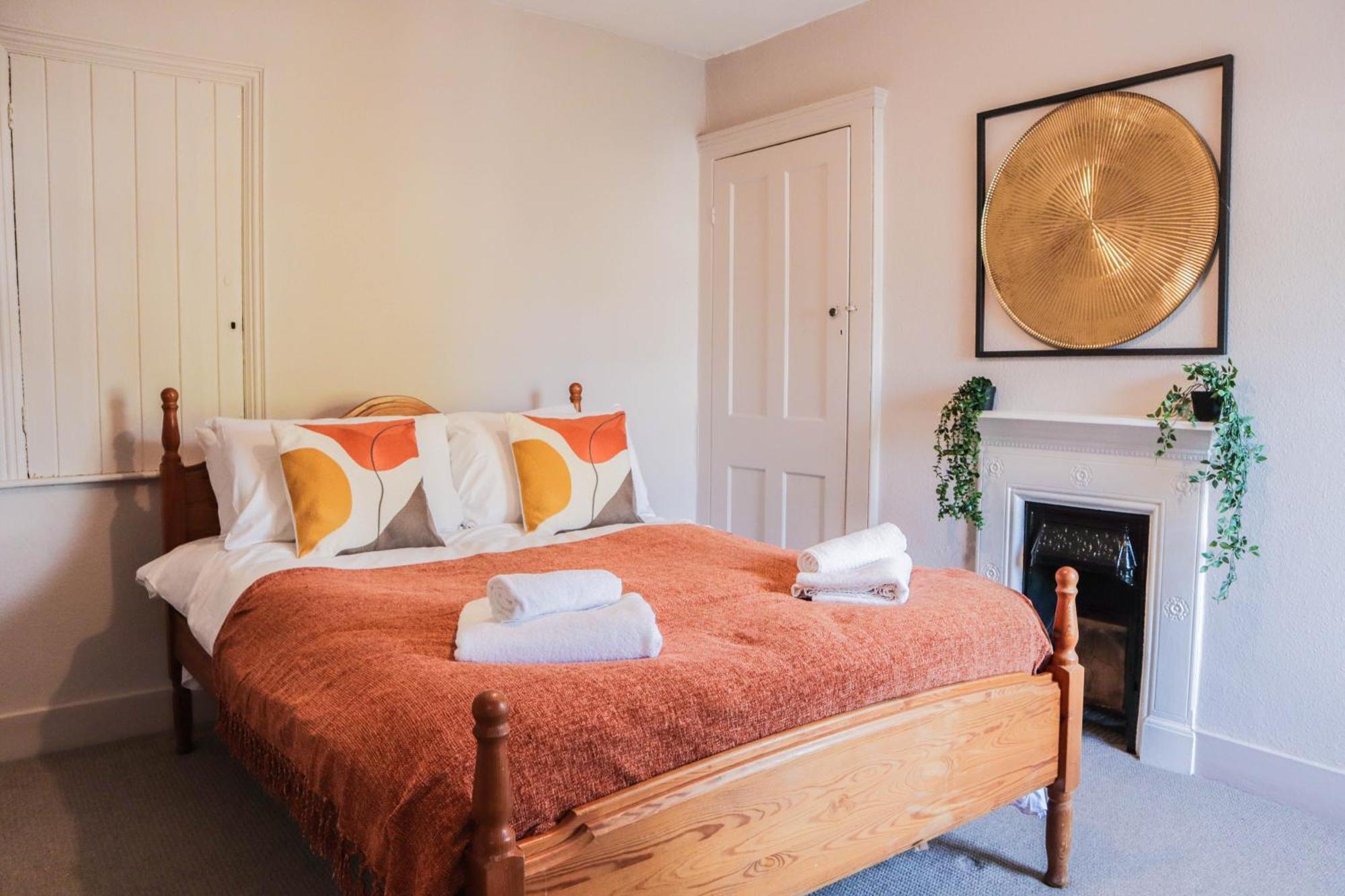 Stunning 5 Bed House In Clapham - Free Wifi! Ferienhaus